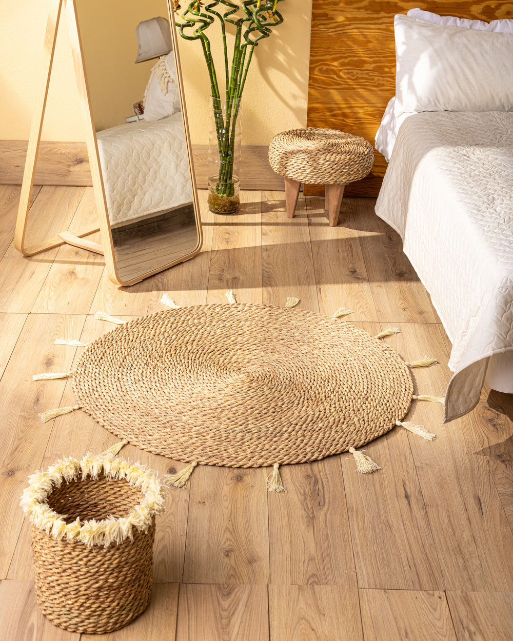 Handmade Halfa Round Rug – Natural Boho Tassel Mat