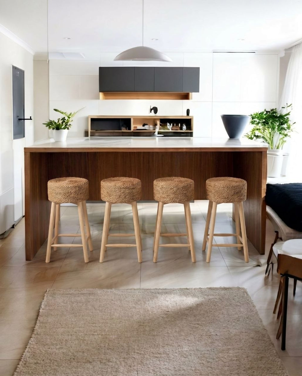 Halfa Bar Chair